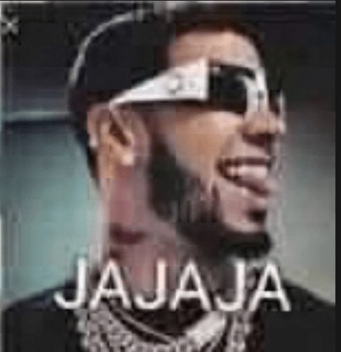 <a href="/minchacasergio_/">Sergio</a>  y yo when: