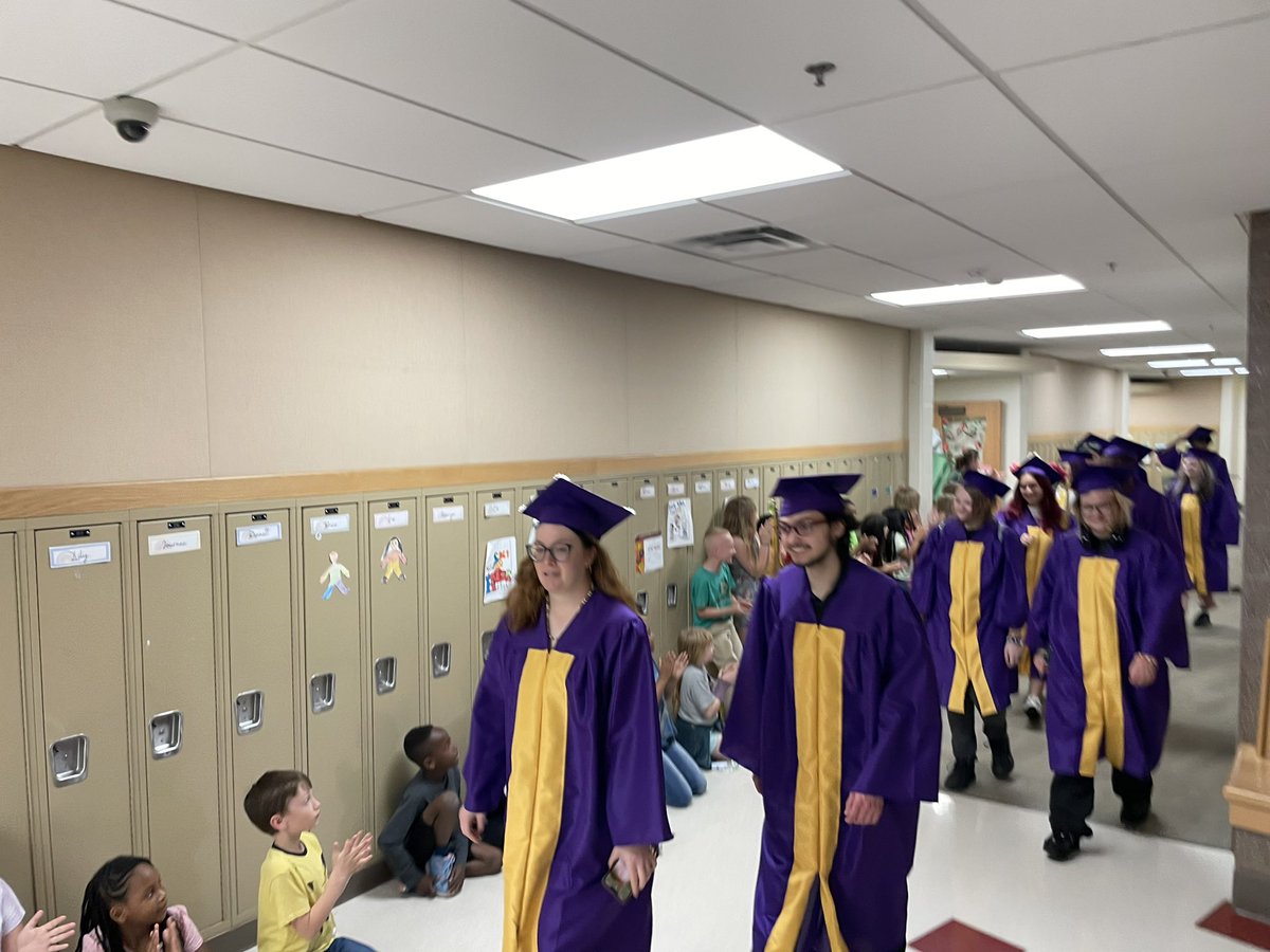 Many congrats to <a href="/SBClayHigh/">SB Clay High School Official</a> graduates 🎓 who stopped by today for their Graduation Walk. We love cheering for and honoring our community’s graduates. Very proud!