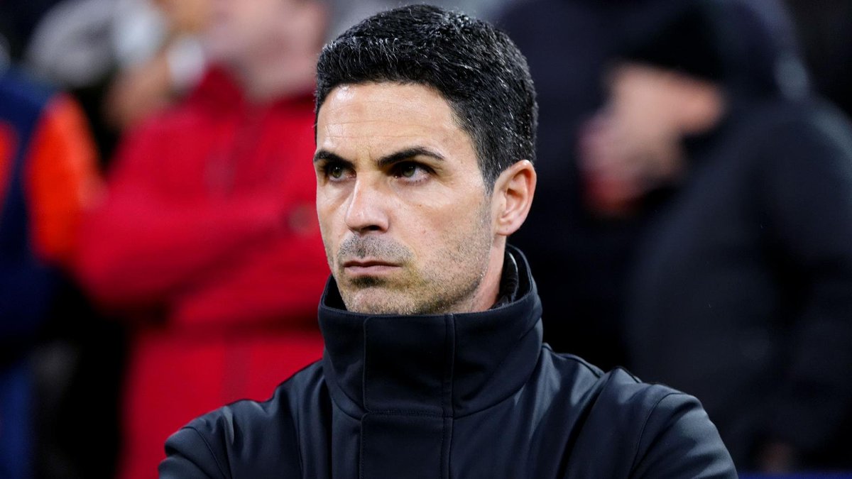 Arteta: 'One day I will return to Spain. My country attracts me a lot. Our way of living and culture I always keep in my mind. I'm happy in England and I'm happy with the way they treat me and I really enjoy my job, but I always thought I would come back one day.'