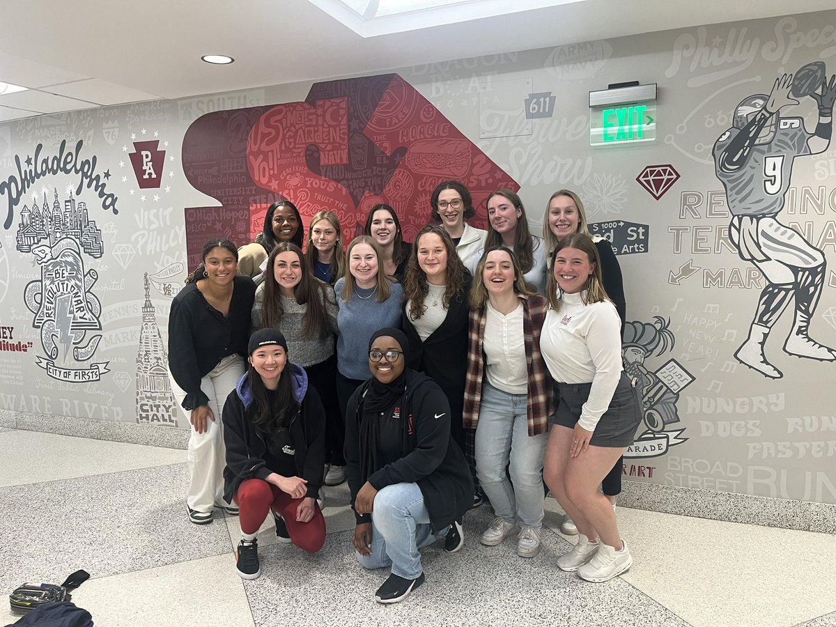 Liz Taylor tweet media