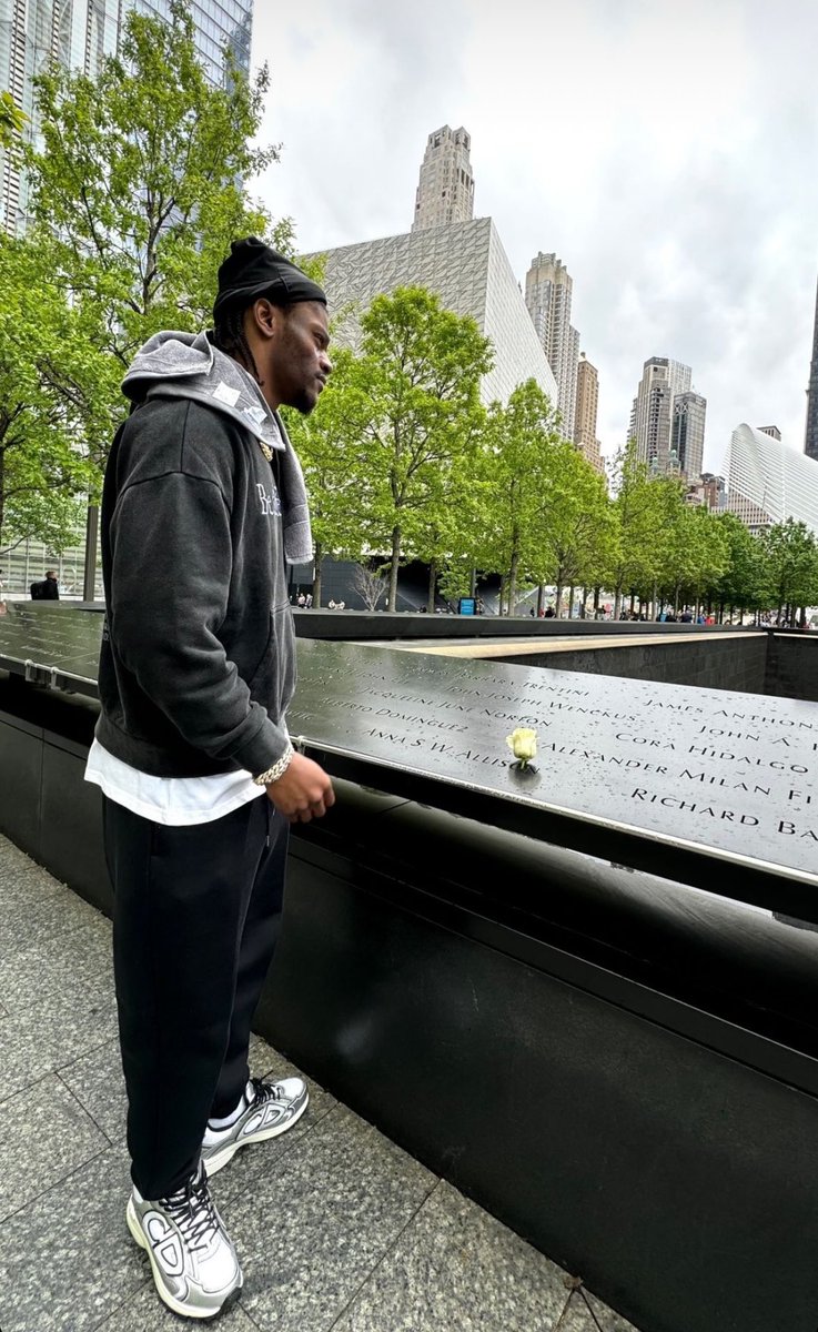 Lamar Jackson at the 9/11 Memorial Site ❤️