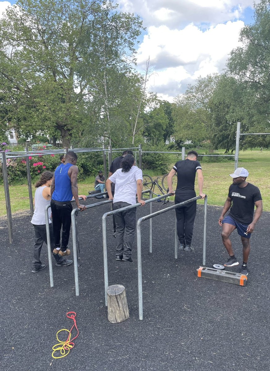 We’re very impressed by our students strength, stamina & commitment to being fit & healthy. They’re thoroughly enjoying our weekly sessions with @steelwarriorsuk #ThisIsAP