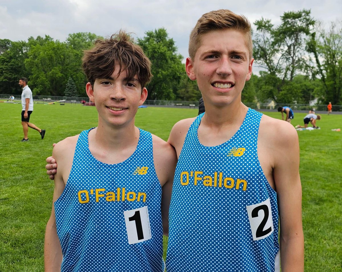 Two more State qualifiers! Dylan Ybarra (9:15.42) and Brayden Kloeppel (9:27.88) go 1-2 in the 3200m run!