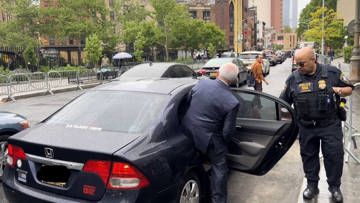 Today was opening arguments in the corruption trial for @SenatorMenendez. As he leaves the courthouse (and enters a Honda Civic) he tells reporters: “I think it went well.” He adds: “My guy did great.”