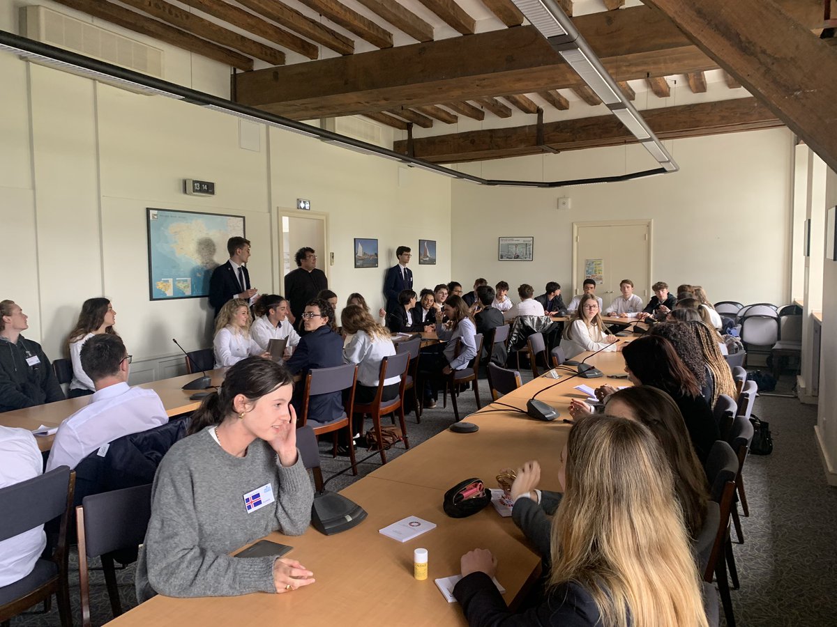 Julien Bouzéloc tweet media