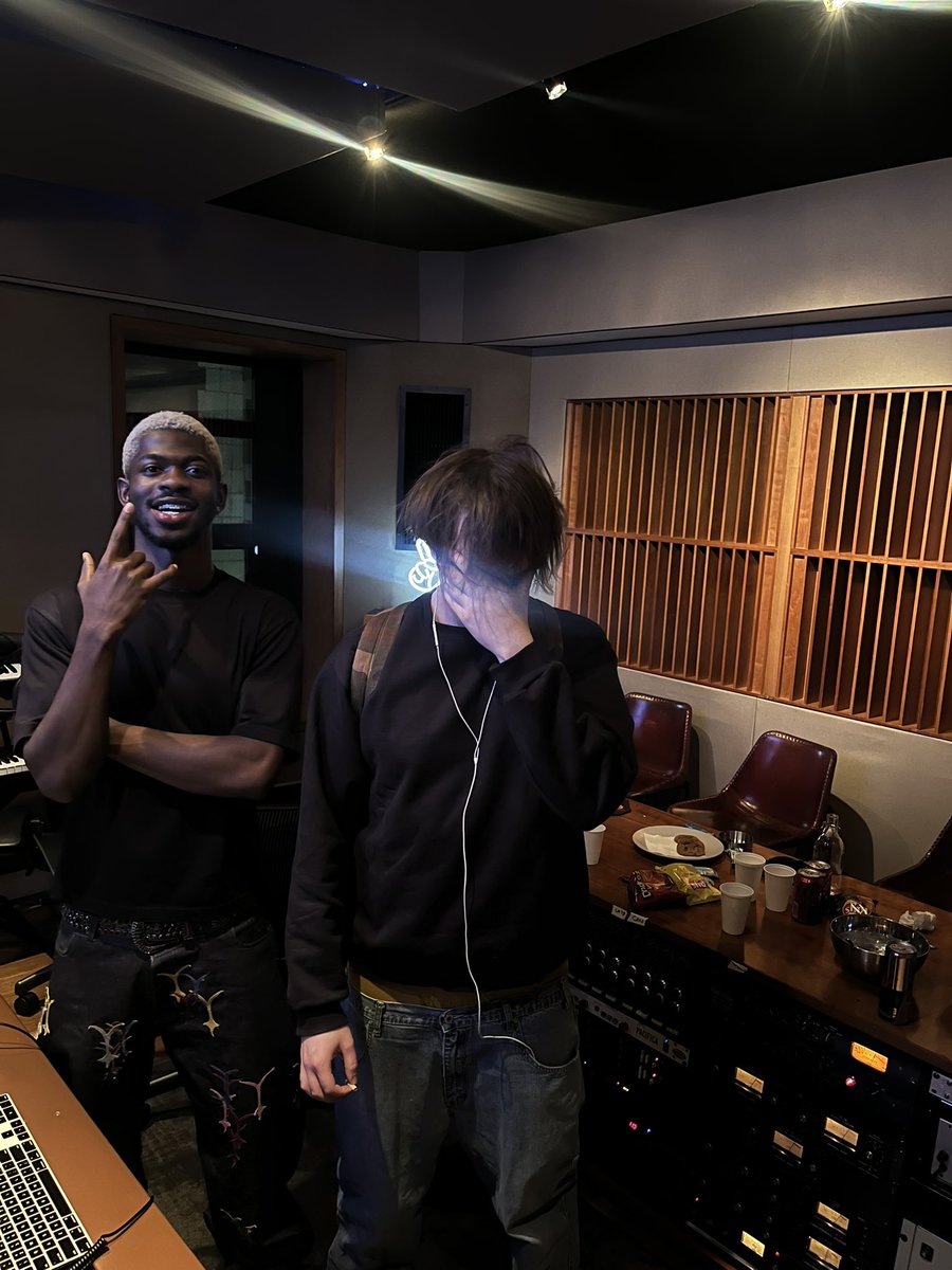 therealugs's tweet photo. Ok links up with Lil Nas X 👀 https://t.co/az4Y6Ks1c2