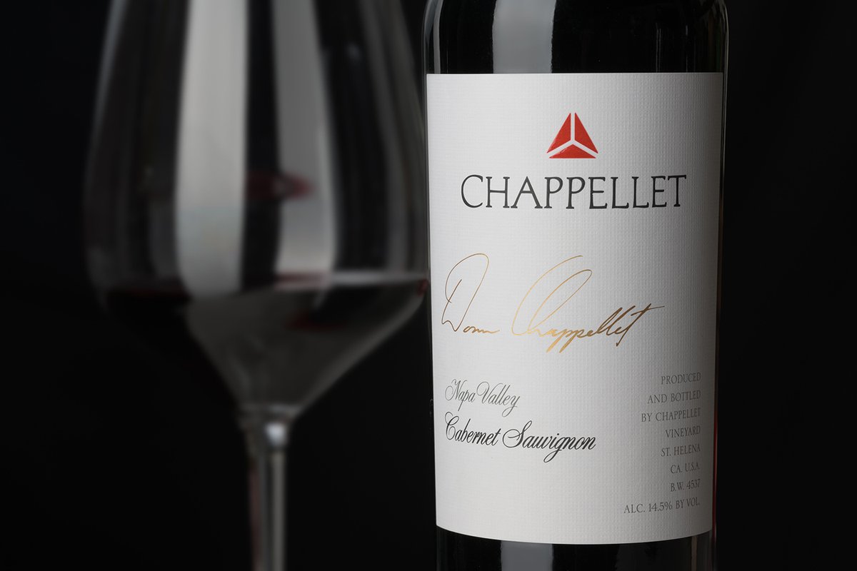 Proud to share our 2021 Signature Cabernet was named one of the best Cabernet Sauvignons to purchase by @wineenthusiast & it earned 96 pts from @decanter. 

Cheers to our winemaking and vineyard teams!

#chappellet #napavalley #familyowned #sustainablewinery #sustainablefarming