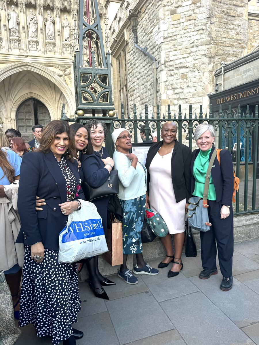 Attending @FNightingaleF commemoration service Lovely to catch up with friends & colleagues past & present @midwivesASAM @CNOBME_SAG @MarshaLTJones @felicia_kwaku @RohitSagoo @joan_myers @wendyolayiwola @clearmind67 @stacey_CNIO @CMidOEngland @angie_velinor @Timancorm