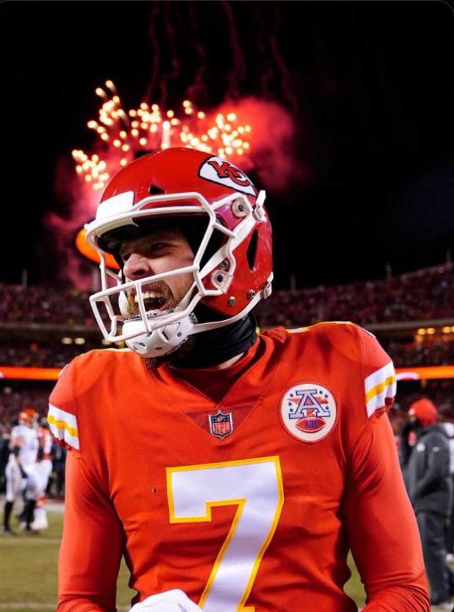 fatty patty (@theonlydyl_) on Twitter photo Thatโs my kicker. 
The three time champ. 
Mr. Clutch. 
FAMILY MAN. Thatโs my kicker. 
The three time champ. 
Mr. Clutch. 
FAMILY MAN.