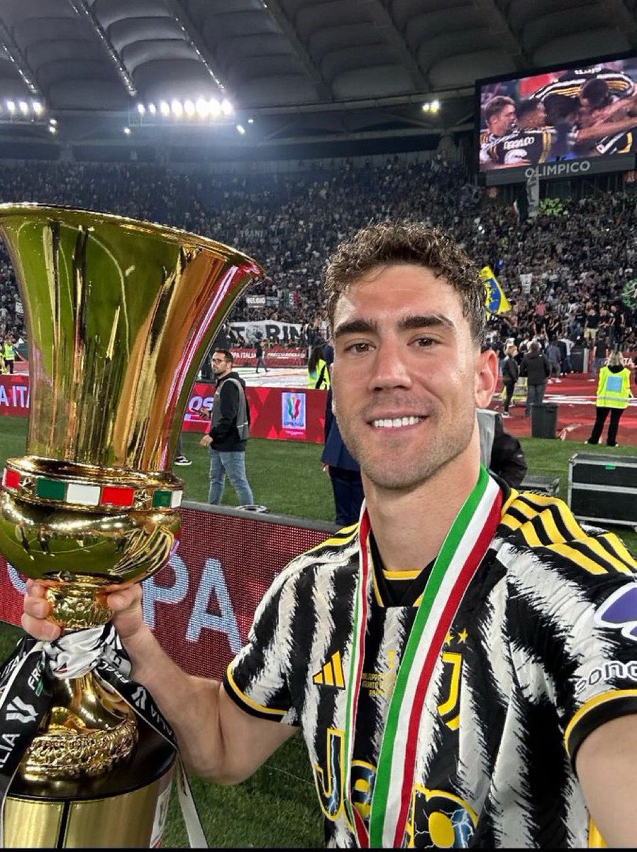 #CoppaItalia 🇮🇹: Bon je me mouille, l'année prochaine sous Thiago Motta, ce joueur sera dans le Top 5 des meilleurs numéro 9 au Monde ! 

🇷🇸💫