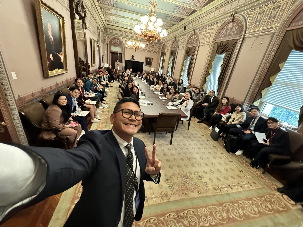 Today we are visible. #EducAsian24 takes a seat at the table in the Eisenhower Executive Office Building And shout out to @GabrielUy46, Deputy Director of Intergovernmental Affairs and Public Engagement to the Vice President for the photo!