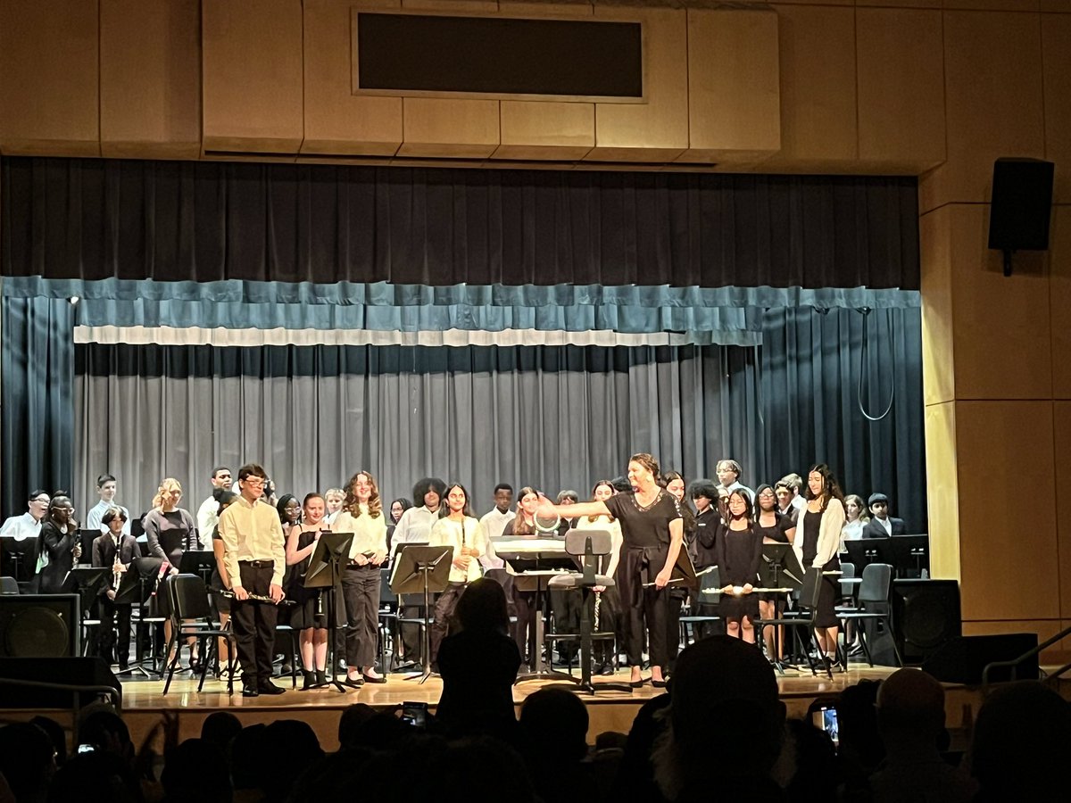 The arts are on full display tonight! The band concert and art show have shown the incredible talent of our students! So proud of them!! @reedycreekms