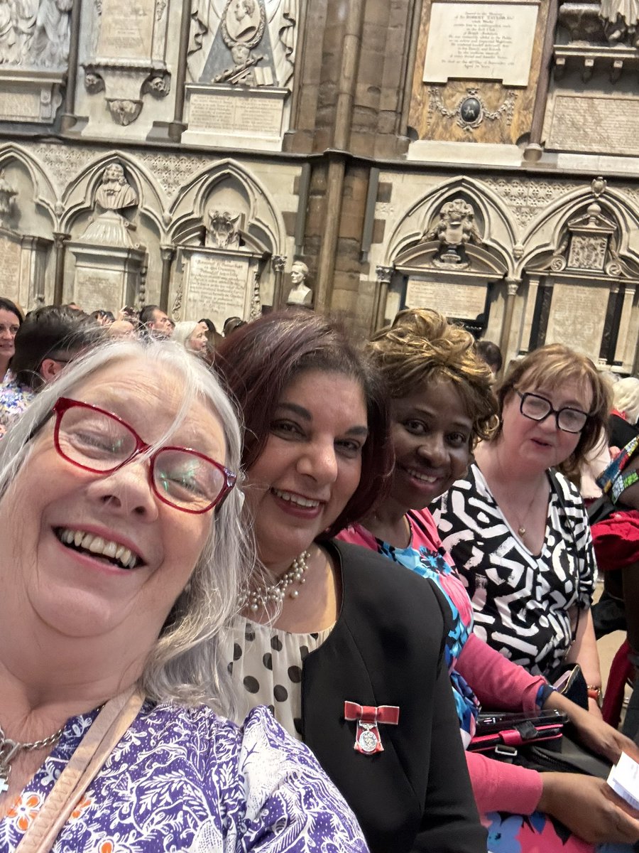 Thanks @FNightingaleF incredible celebration @wabbey many nurses, midwives & allies honoured 2 represent @CPHVA England with colleagues from Scotland, NI @rubyted7777 @RodriguesEthel @CommPrac wearing my #BEM 🥇 with pride @ApnaNhs @LPTnhs @AngelaHillery @cphvaeddevtrust