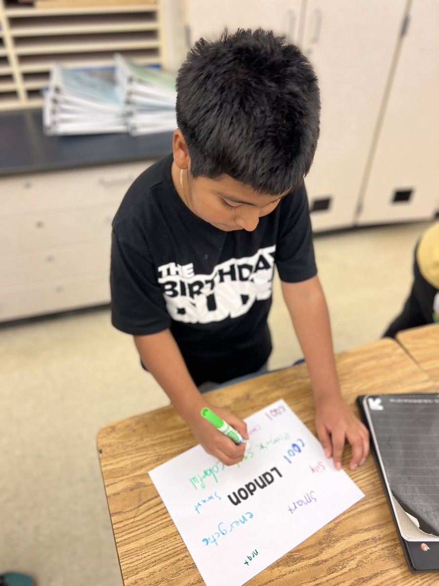 ClassWithMissK's tweet image. Today was letter K for our ABC countdown. K for Kindness day! We rotated around the classroom writing kind things about each of our classmates.