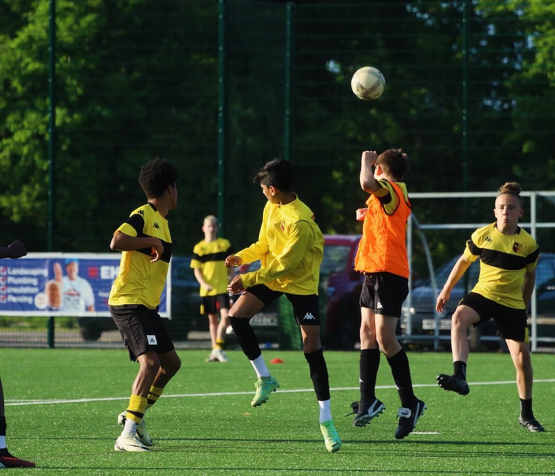 The last training session before their final competitive game of the season this Saturday for the @MJPL_UK Cup Final. They’ve been unbelievable all season going undefeated in both leagues which is the 1st thing most have ever won. Regardless what happens they’ve done us proud ⛪️