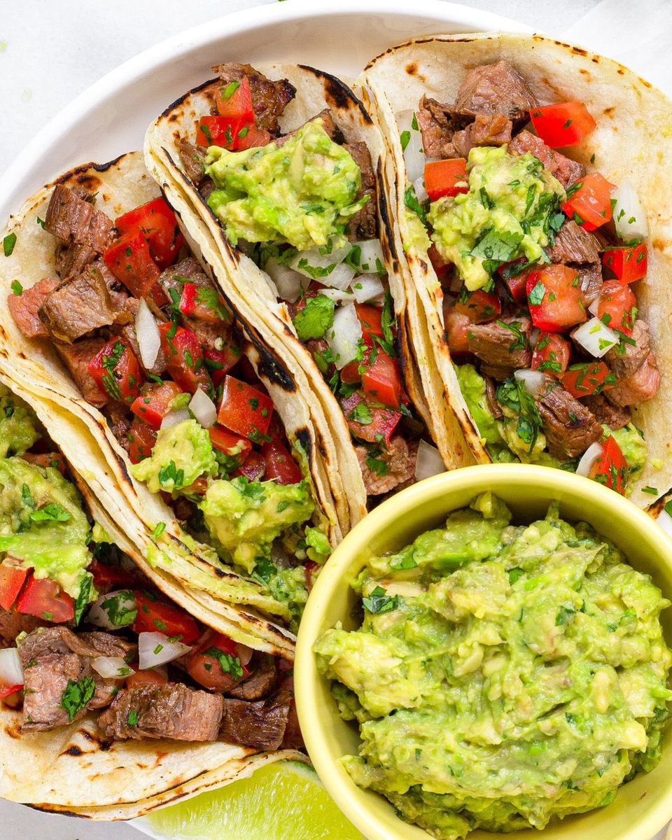 We'd do anything for some of these Carne Asada Tacos with Guacamole by @ cookingformysoul  (on Instagram) 😍    Sometimes the simple dinners are the tastiest 🥑    #AlwaysGood #TacoLove #DinnerRecipe