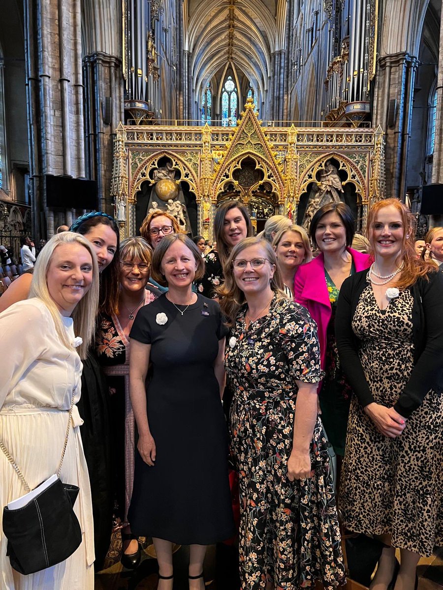 Humbled and inspired this evening at the #FlorenceNightingale commemoration service @wabbey @FNightingaleF and delighted to meet up with my fellow south east England #FNFBuddies #TeamFNF 
📷 credit @ShelleytheNurse