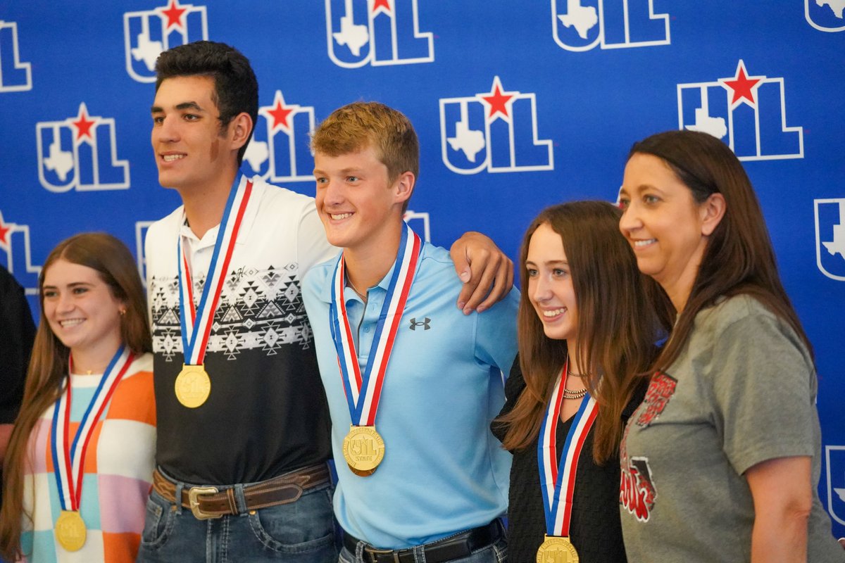 That's a wrap on #UILState Academics & Speech. Hats off to all state competitors for their time, effort and dedication. And congratulations to our new state champions and medalists!  🙌 📚🗣️

Results ➡️ bit.ly/3QLeCU6