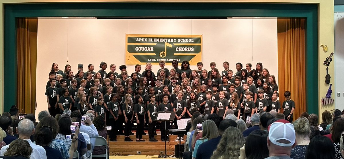 apexescougars's tweet photo. So proud of our Cougar Chorus in their incredible spring performance! Bravo! @apexesmusic πππΎ #TheApexWay https://t.co/PXgPi3mItF