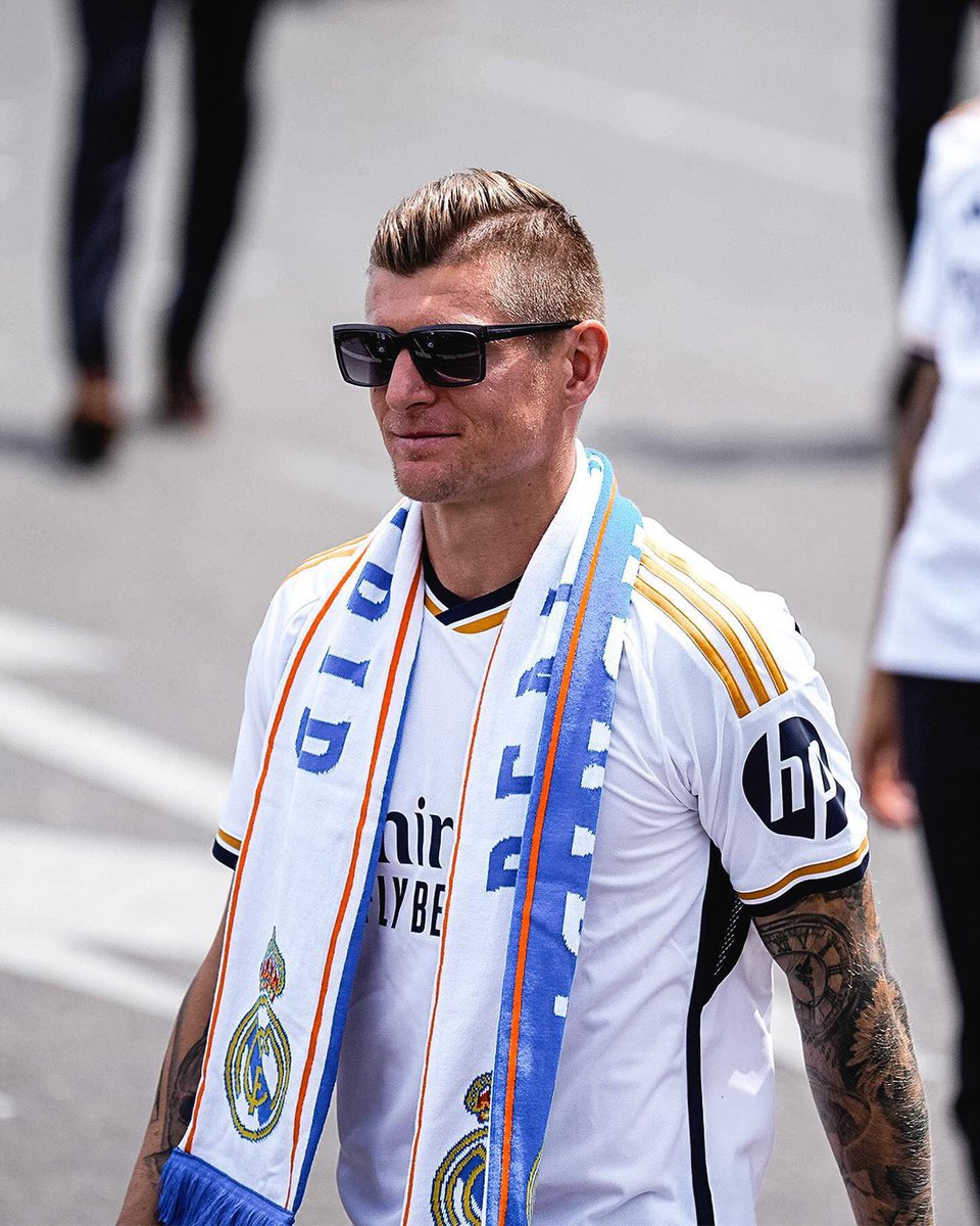 MadridismoreaI's tweet photo. Tienes un segundo para dar RT si quieres que @ToniKroos renueve con el Real Madrid 🤍 https://t.co/49LJlZWvrv