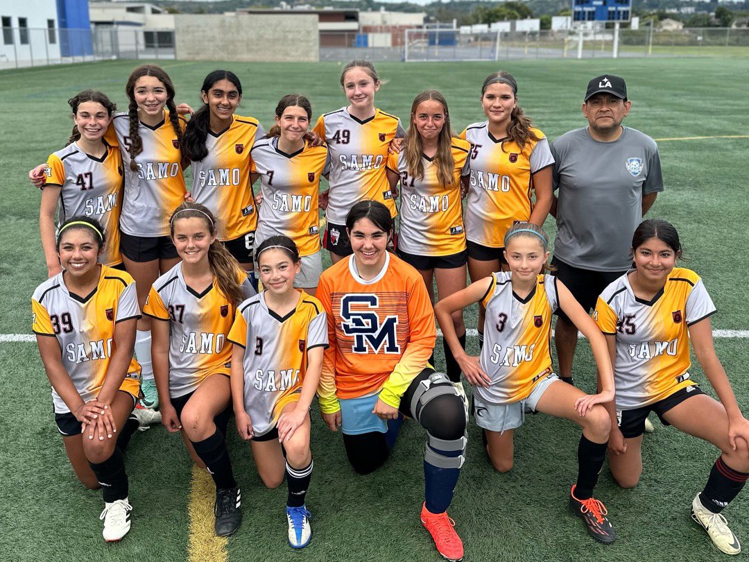 📣 Today, our girls 7/8 grade soccer team had a HUGE win defeating Ocean Charter Middle School, 7-0, in their playoff opener! Way to go! ⚽️ 🥅 @LincolnMiddleSM @SMMUSD