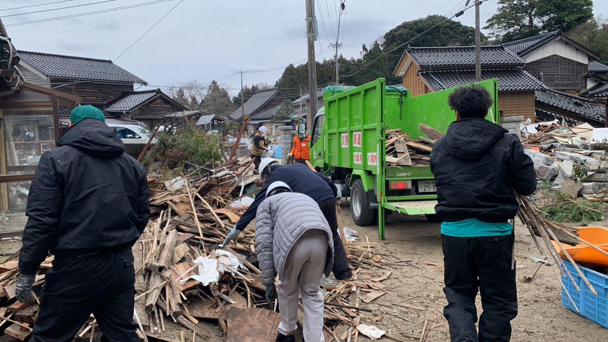 石川県では、#災害ボランティア を引き続き募集しています。
能登では、皆さんのお力を必要としている人がまだまだいらっしゃいます。

予約システムで空き状況を確認し、空きがあれば活動予約が随時できるようになりました！
こちらのサイトから事前登録をお願いします。
x.gd/CFQKg