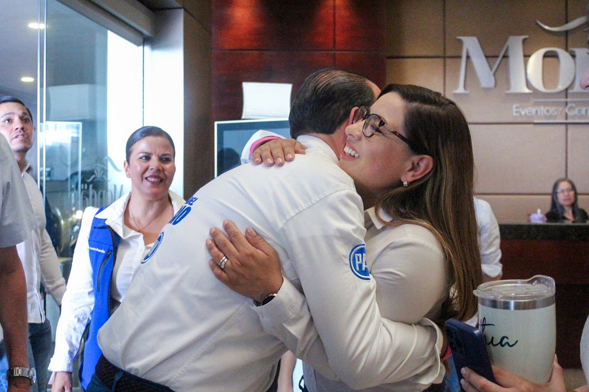 ¡Hoy nos acompañó nuestro presidente nacional @MarkoCortes en Durango! 🔵 Vamos #SinMiedo este 2 de Junio, estamos seguros de que @XochitlGalvez será nuestra próxima presidenta en compañía de nuestros candidatos. #MxSinMiedo