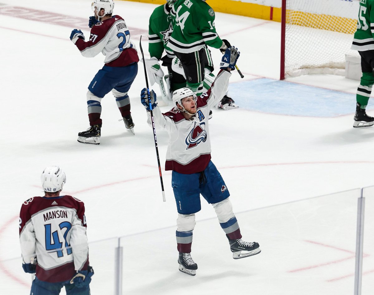 NHL tweet media