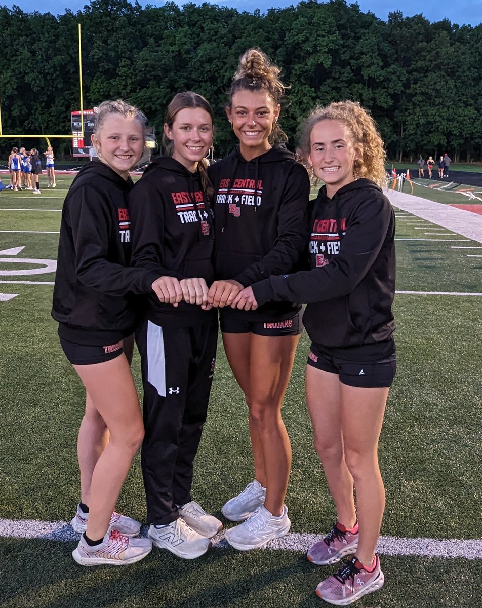 ECentralTrack's tweet photo. Congratulations to Lauryn Huber, Anna Graf, Jorjia Ferguson &amp; Callie Bentley for winning the 4x400m relay &amp; advancing to regionals! We're so proud of them!
@ECTrojanSports @CoachMeganEC https://t.co/MCdHtvL6Oh