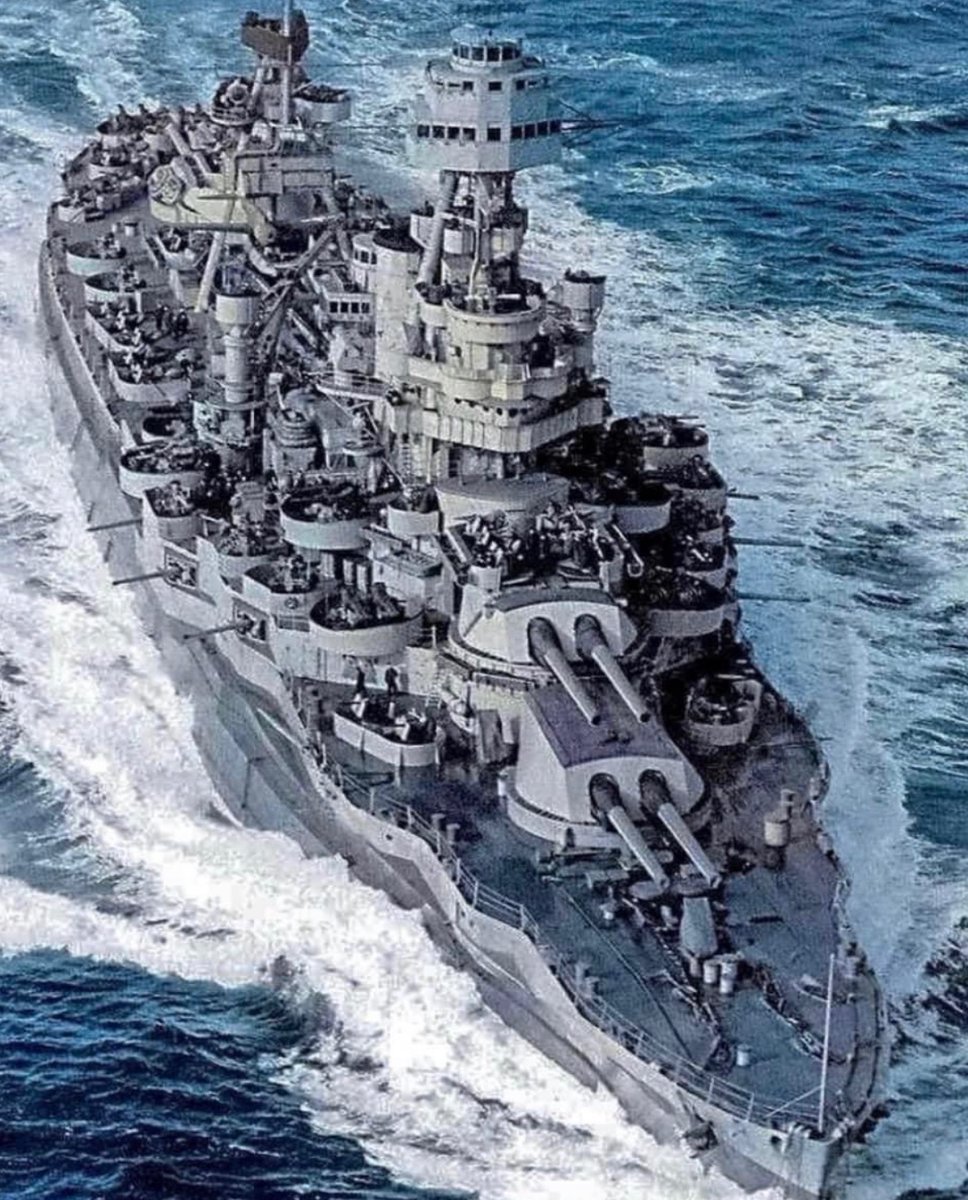 Jason_R_Burt's tweet photo. The USS Texas was an absolute beast during D-Day operations, firing 255 shells in 34 minutes as part of the 702-ship US-British flotilla at the Omaha Beach western fire support lane. ⚓️ https://t.co/bb98YZ8Upe