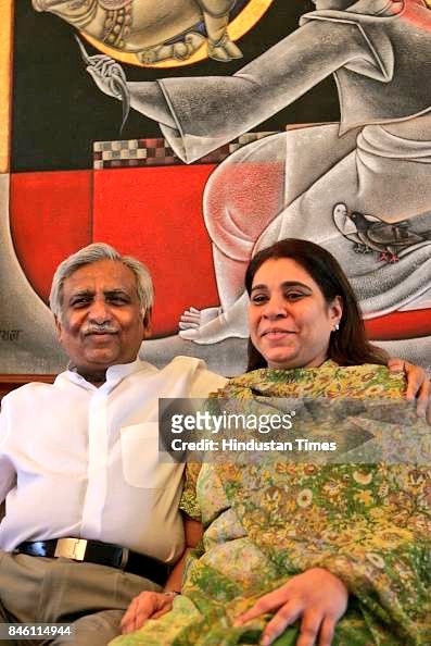 Very saddening to hear first thing today : Mrs. Anita Goyal, wife of @jetairways founder Naresh Goyal passed away this morning. She was diagnosed with cancer some time back and was unwell. Thoughts and prayers for the departed soul 🕉 🙏🙏