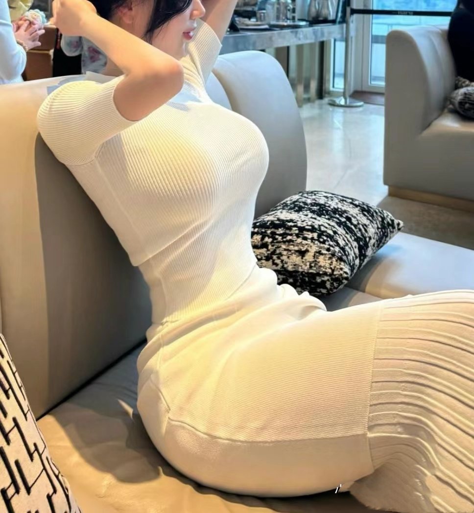 肚子饿扁了
下一句：﹏﹏﹏﹏？ https://t.co/UNZDWCqOYx