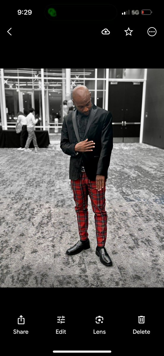 CoachJuice214's tweet image. No lie I do well putting it on 🤌🏿🕺🏿

… but anyway congrats to my babi! 
@jailahrobinson1 
Athletes Hall of Fame &amp;amp; Awards of Excellence Gala ‘23-‘24. CFBISD Athletic Award Of Excellence for Track &amp;amp; Field… 
UIL State Track &amp;amp; Field Placer-400m

#jailahrobinson #lambojai #nshs