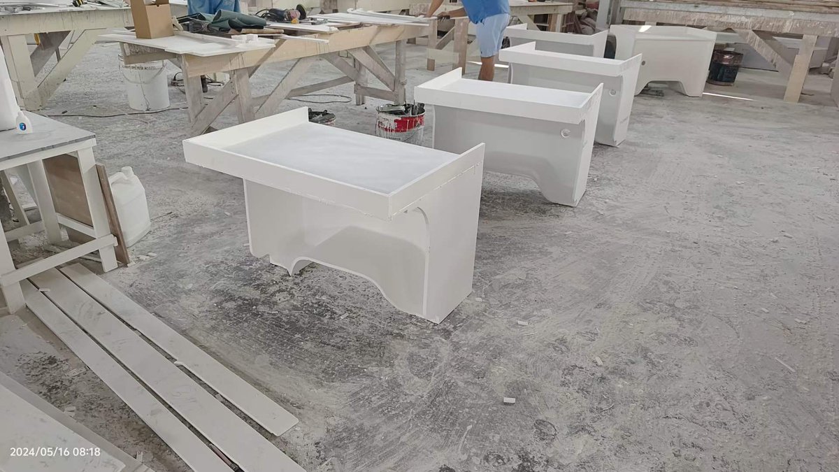 As the main countertop material in the current cabinet market, acrylic artificial stone has beautiful processing shapes, mainly arc-shaped backstops
Email:sale2@gdsolid.com
Whatsapp/moblie:+86 177 0194 8514
#showerwall #showertray #showerpanel #acrylicsolidsurfaces #Corian