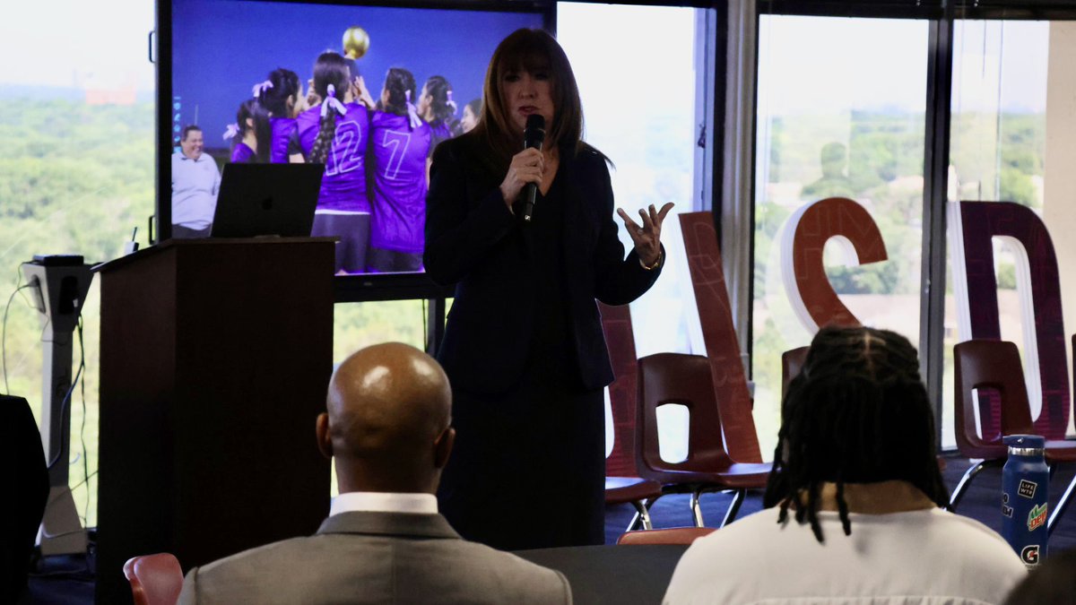 A very special thank you to Dr. Stephanie Elizalde for joining us at our department end-of-year meeting this morning at the H.B. Bell Building. Our staff, coaches, and student-athletes are encouraged by your leadership and support.