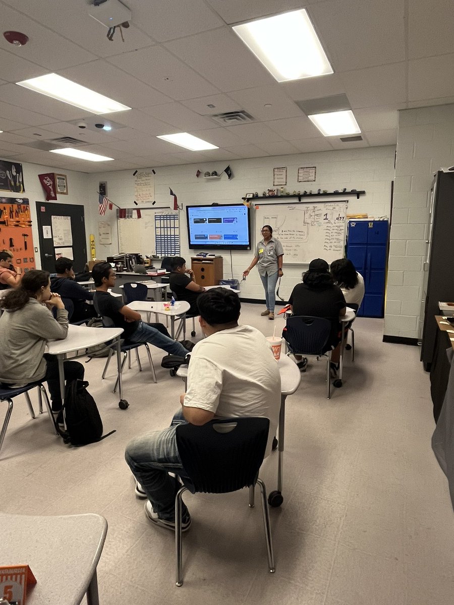 Horizon High Scorpion Electric (@high_scorpion) on Twitter photo Wendy Resendiz c/o 23' and my first female 🦂grad student continuing the 👷♀️🧰🦺🔨 career. Presenting the HVAC program of <a href="/wtcep/">Western Technical College</a> to the next🦂🦂🎓👨🎓c/o 24. #ScorpionStrong, #ReptheH. Wendy Resendiz c/o 23' and my first female 🦂grad student continuing the 👷♀️🧰🦺🔨 career. Presenting the HVAC program of <a href="/wtcep/">Western Technical College</a> to the next🦂🦂🎓👨🎓c/o 24. #ScorpionStrong, #ReptheH.