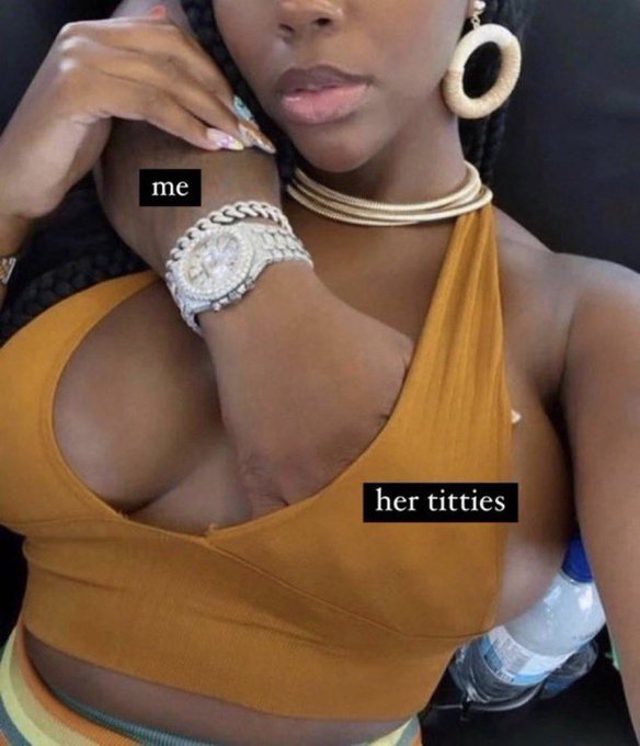 #lovelanguage #touch #nipples 😂🤣🤣 https://t.co/Cmci27YM5K<a href="/tag/lovelanguage"class="tags">#lovelanguage</a><a href="/tag/touch"class="tags">#touch</a><a href="/tag/nipples"class="tags">#nipples</a>