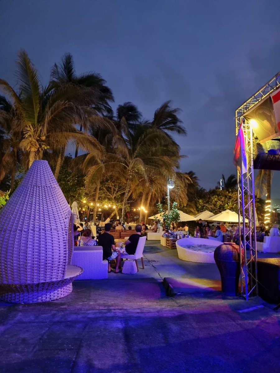 Leismarmg's tweet photo. Cartageninn 🌊🌴 https://t.co/bew9hSGyPd