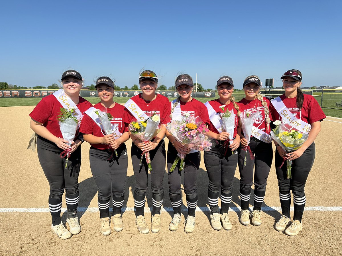 PNHSAD's tweet photo. Senior Night Softball!  Thank you seniors and parents for four great years! https://t.co/xCwzwcobBe