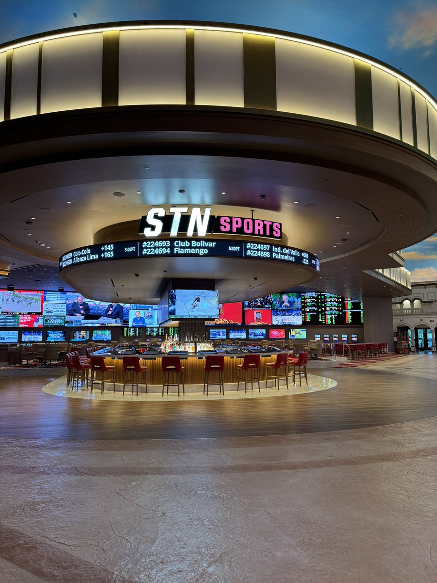 The new sportsbook at Sunset Station is 10/10 beautiful. It’s giving Durango vibes. Video posting in a sec.