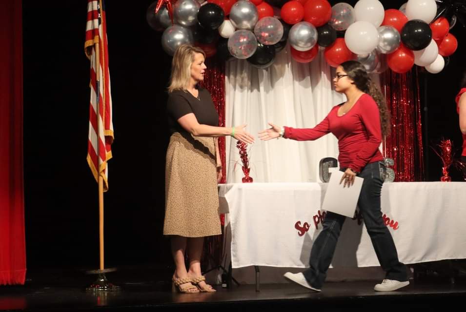 CrosbyMSCougars's tweet image. Today, we celebrated our 6th grade Honor Roll and Perfect Attendance students at the CMS Awards Ceremony! These are a few of the  AMAZING Cougars! #MovingForwards #WeDareToSucceed