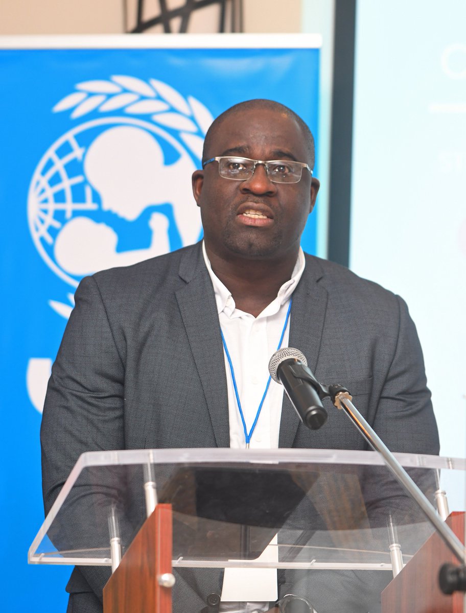 During the Strengthening #SocialProtection Systems in the C'bean to Adapt to Climate Change Workshop, Donovan Campbell, Professor of Environmental Geography, @UWImona delivered a powerful keynote presentation on climate change impacts in the sub-region.

@FAOclimate @FAOSocioEcon