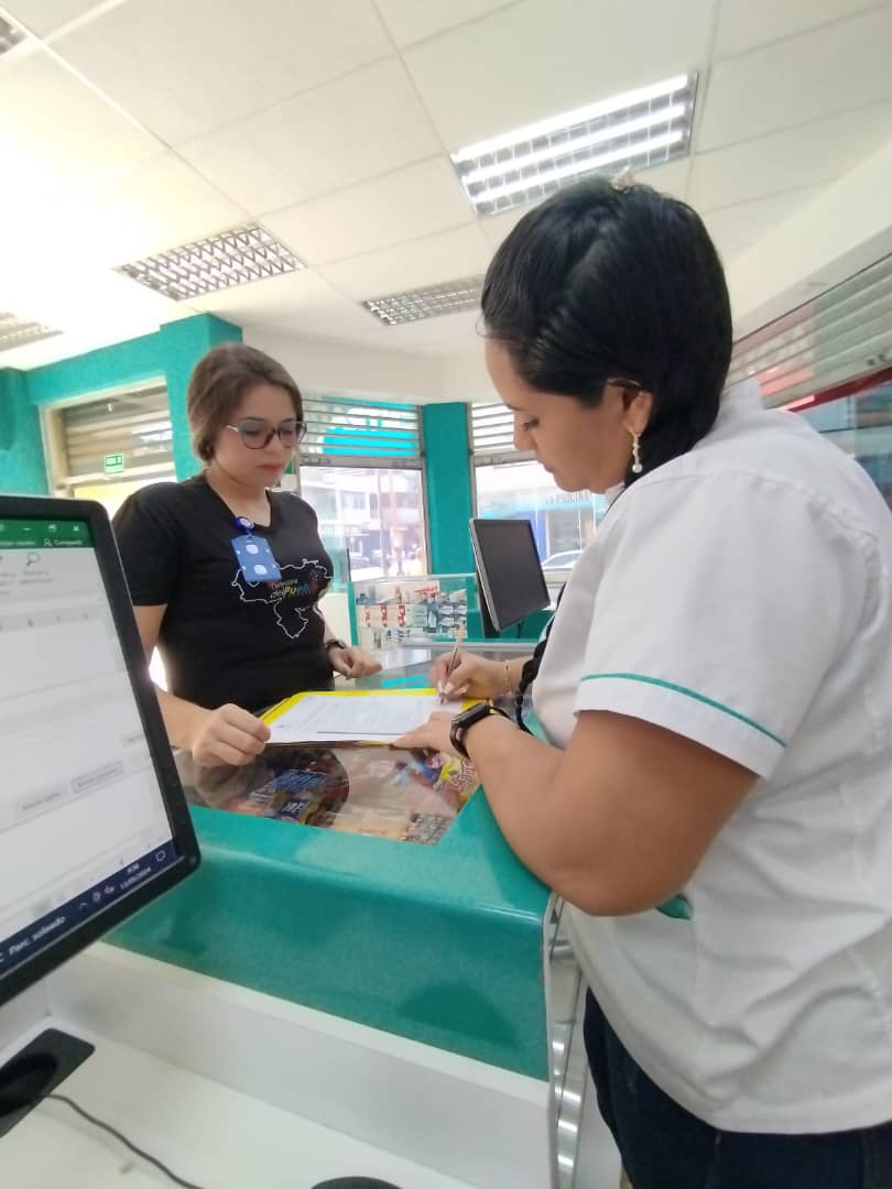 <a href="/defensoria_lara/">Defensoria Lara</a> realiza visita de inspección en labor de vigilancia al Establecimiento de Distribución de Alimentos y Productos Básicos "Farmacia la nueva Roma, C.A", a los fines de velar por su buen funcionamiento y los derechos socioeconómico de los usuarios y usuarias.