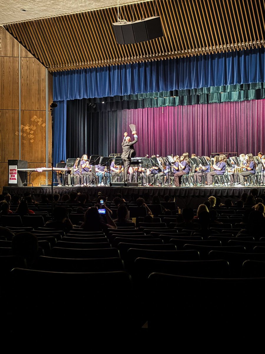 Fantastic performance from our band students at @OBanion_Bisons! And great seeing parents, families and loved ones in attendance to support their children!
#FamilyEngagement #ParentEngagement