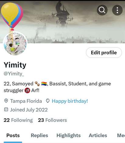 Yimity_'s tweet photo. Balloons! all in the top left for some reason https://t.co/jQvF9jK4Tc
