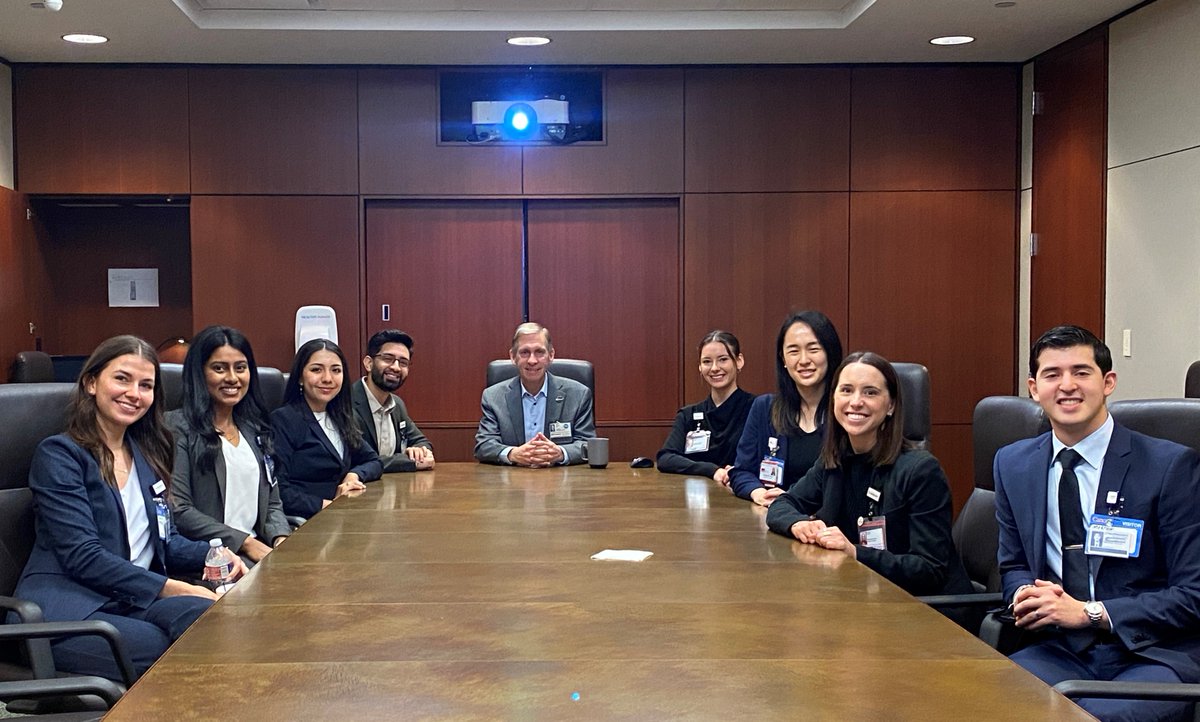 Pleased to meet with @MDAndersonNews’ administrative fellows and to host fellows from @UTMBHealth and @UTSWMedCenter. This is a testament to the strong collaboration between our institutions and our commitment to the next generation of leaders. #EndCancer