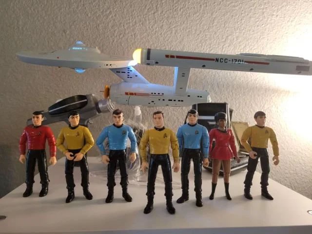 You know what I’d really like to do… I’d like to write a toy reference book. But what I would like to do it the most for, I don’t think anyone would give a shit about it, or buy it. 

I’d still like to do it however. 

#StarTrek #PlaymatesToys