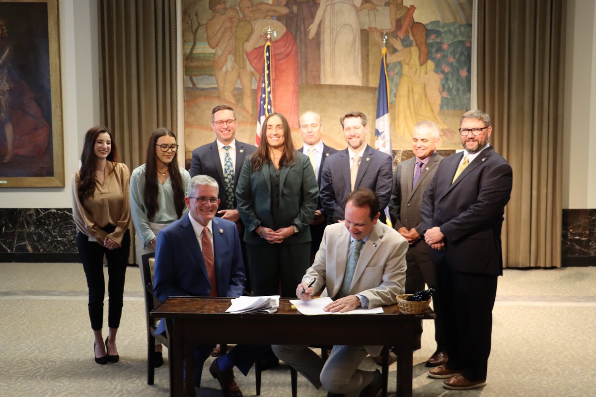 Today was a great day for the LA Department of Wildlife and Fisheries as @LAGovJeffLandry signed our Department Recreation Bill. Special thanks to Chairman @BrettGeymann for authoring our bill to see to it that we can continue in our mission of serving the Sportsman’s Paradise.