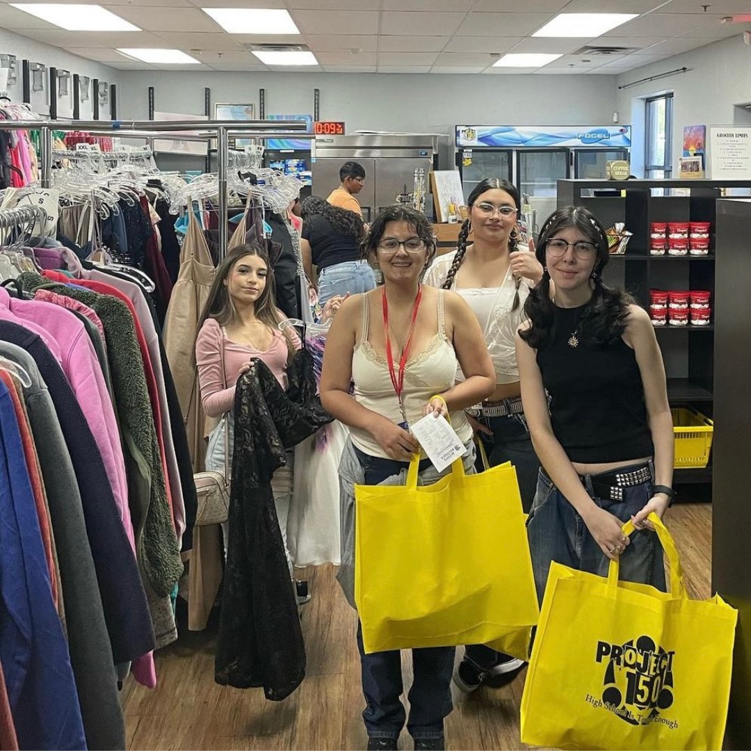 CIS_Nevada (@cis_nevada) on Twitter photo 👏Great work by members of our <a href="/Valley_Vikings/">Valley High School</a> CIS Academy class who volunteered at <a href="/Project150LV/">project150lv</a>. They helped organize and sort clothing donations at Betty’s Boutique, where high school students are able to shop for FREE! #AllinforKids 👏Great work by members of our <a href="/Valley_Vikings/">Valley High School</a> CIS Academy class who volunteered at <a href="/Project150LV/">project150lv</a>. They helped organize and sort clothing donations at Betty’s Boutique, where high school students are able to shop for FREE! #AllinforKids