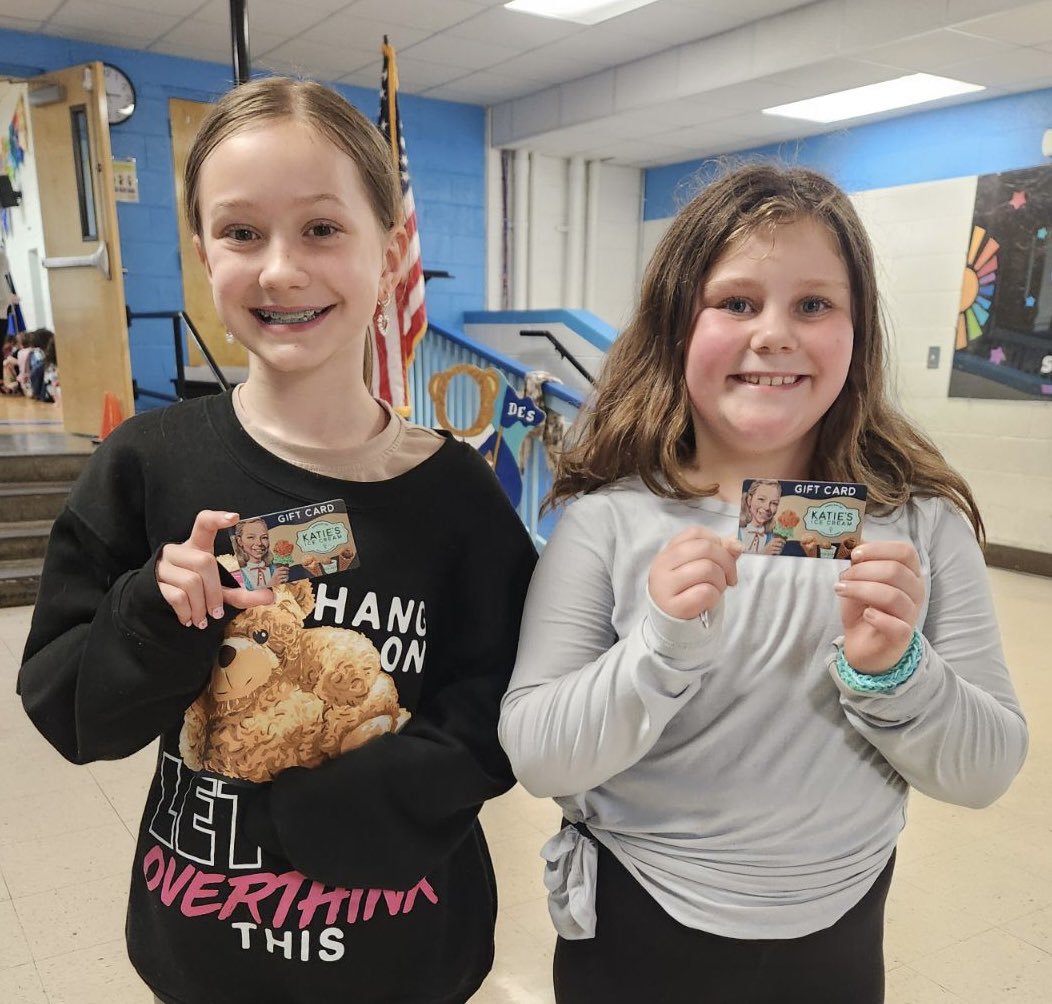 Catching up on some of our I Scream Good Attendance awards: Congrats to Ms. Emerson and Ms. Lucy! Way to show up! #attendancematters @Desbears @DCS_TN